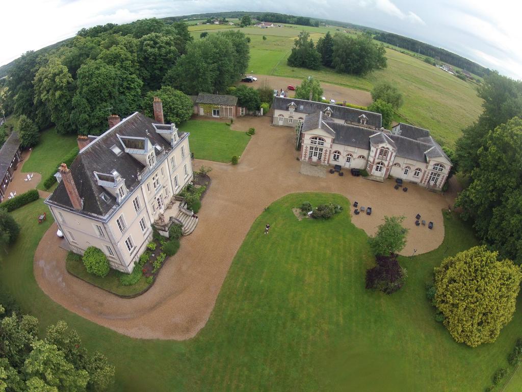 Domaine De Bel Air Hotel Cérans-Foulletourte Exterior foto